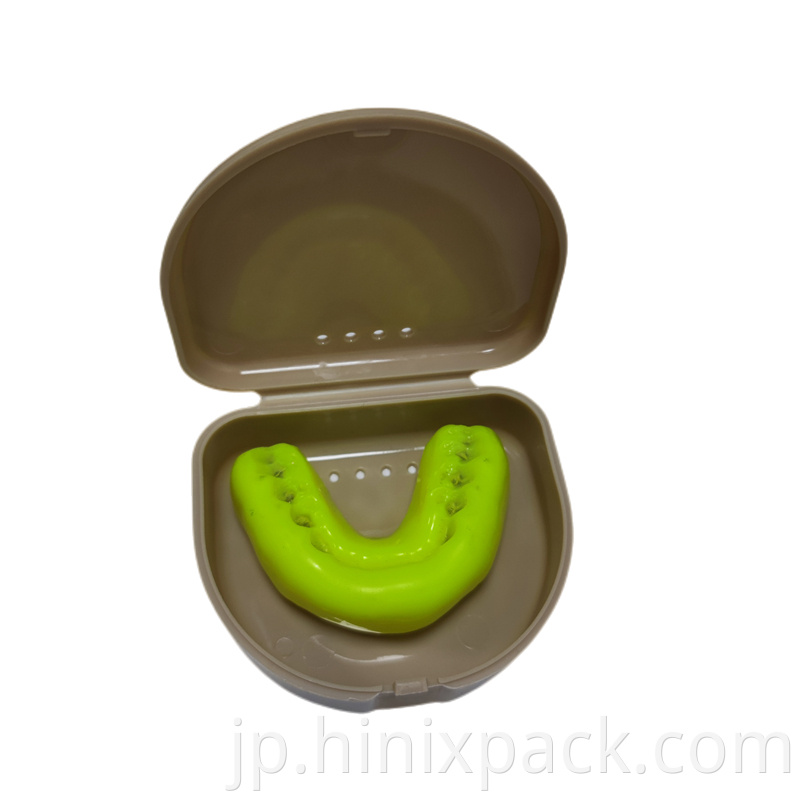 Plastic Ventilation Dental Orthodontic Storage Retainer Box Case With Vent Holes For Travel